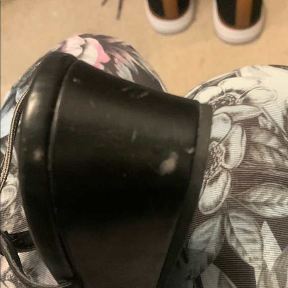 BCBGeneration Black Ankle, 38 Size Strap Sandals Minimalist Design - Picture 7 of 7